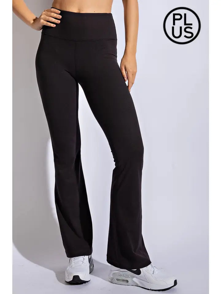 Plus Size Flared Yoga Pants