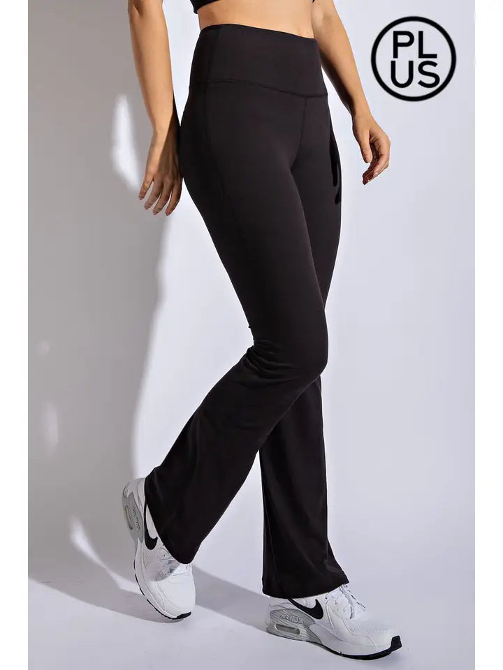 Plus Size Flared Yoga Pants