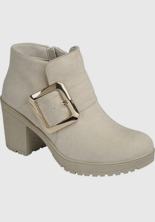 Women’s Chic Fall Booties
